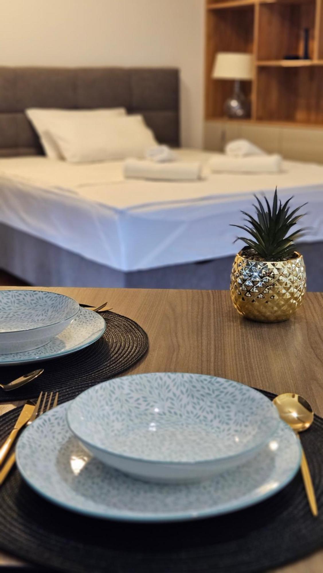 Podgorica Apartments Planet Ngoại thất bức ảnh