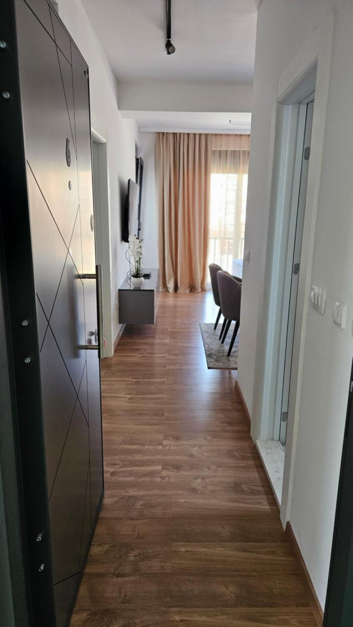Podgorica Apartments Planet Ngoại thất bức ảnh