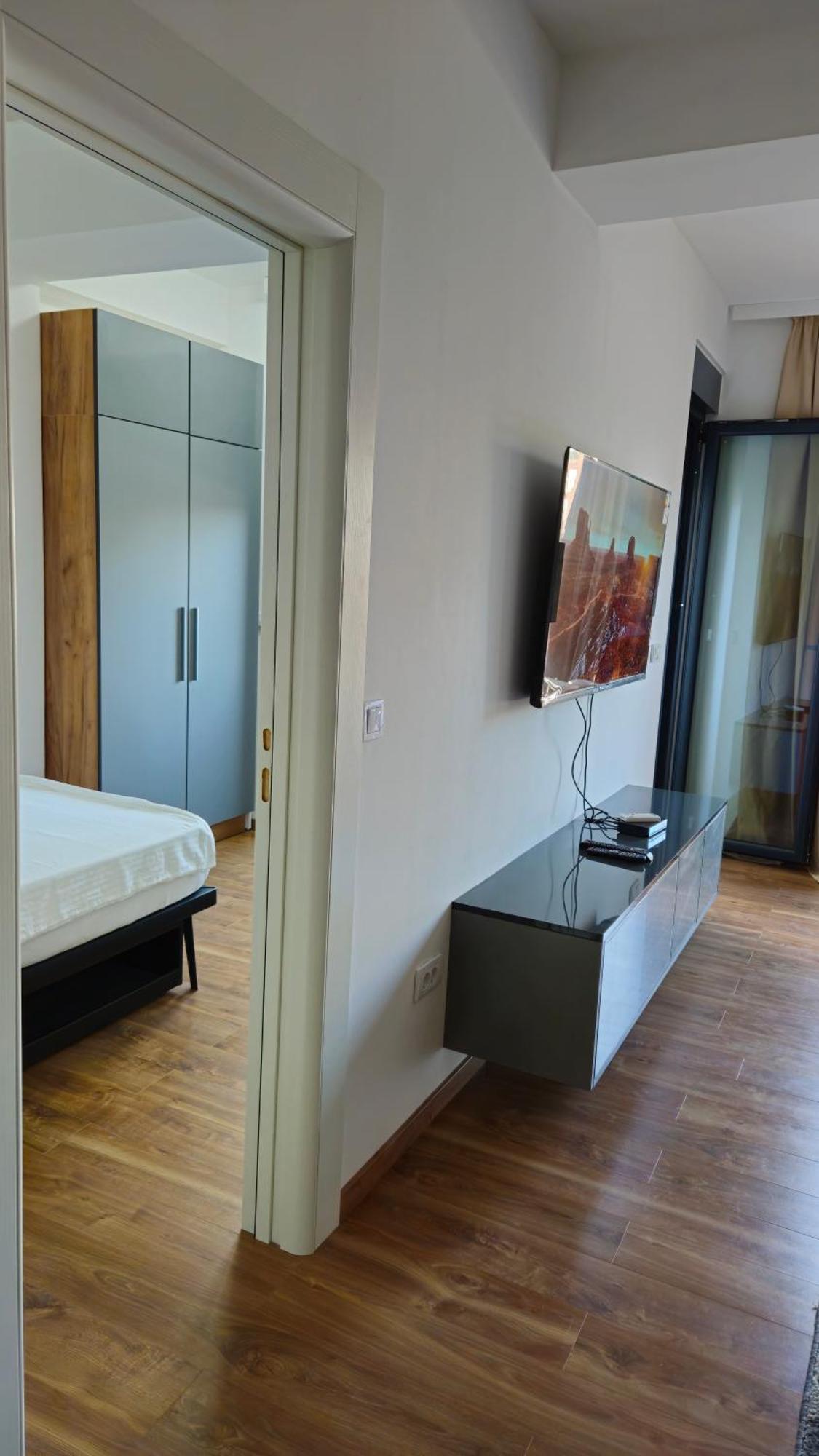 Podgorica Apartments Planet Ngoại thất bức ảnh